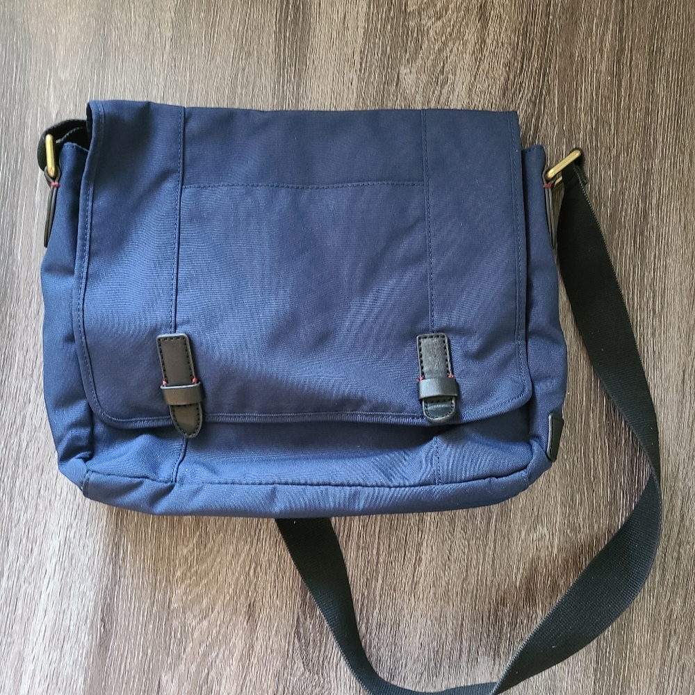 Fossil Canvas Messenger bag